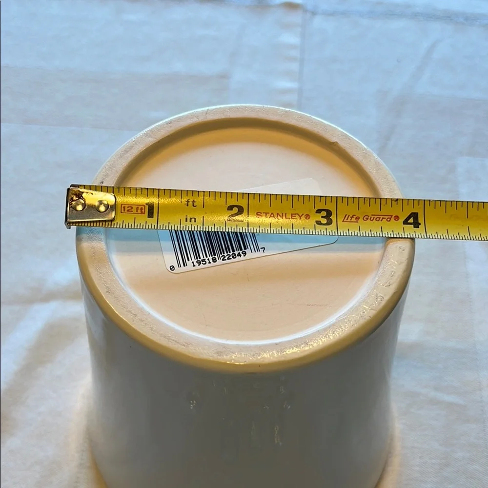 Elegant Cream Planter Pot